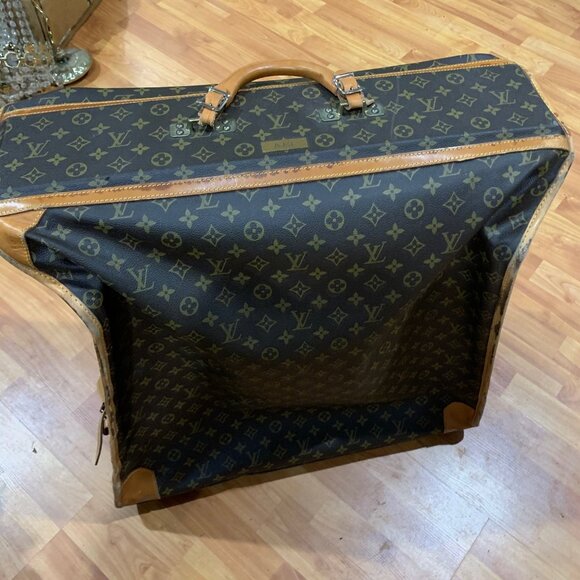 Louis Vuitton Folding Garment Monogram 1970 Luggage Authentic - Picture 1 of 8